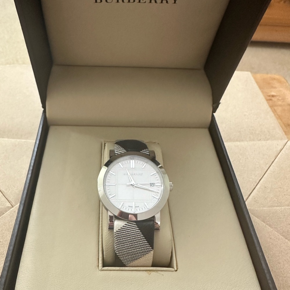 Burberry ladies watch